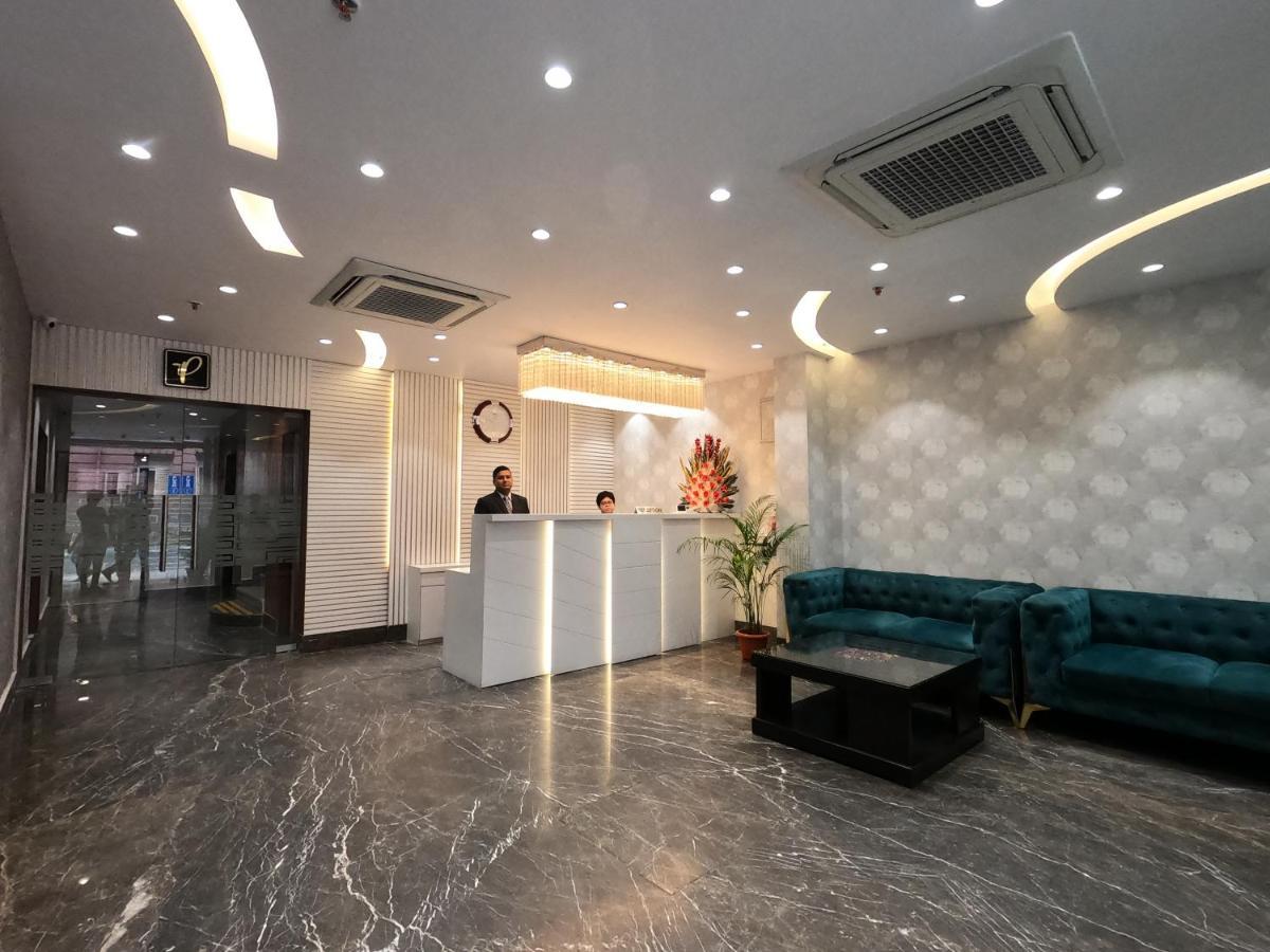 The Panash - Hotel & Banquet Колката Екстериор снимка